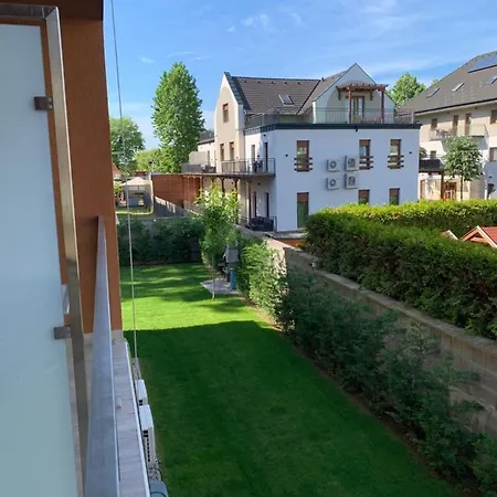 Lägenhet Casa Blanka Wellness Apartman *